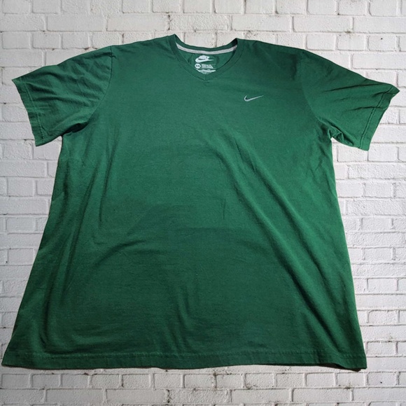 Nike Other - Nike V-Neck T-Shirt